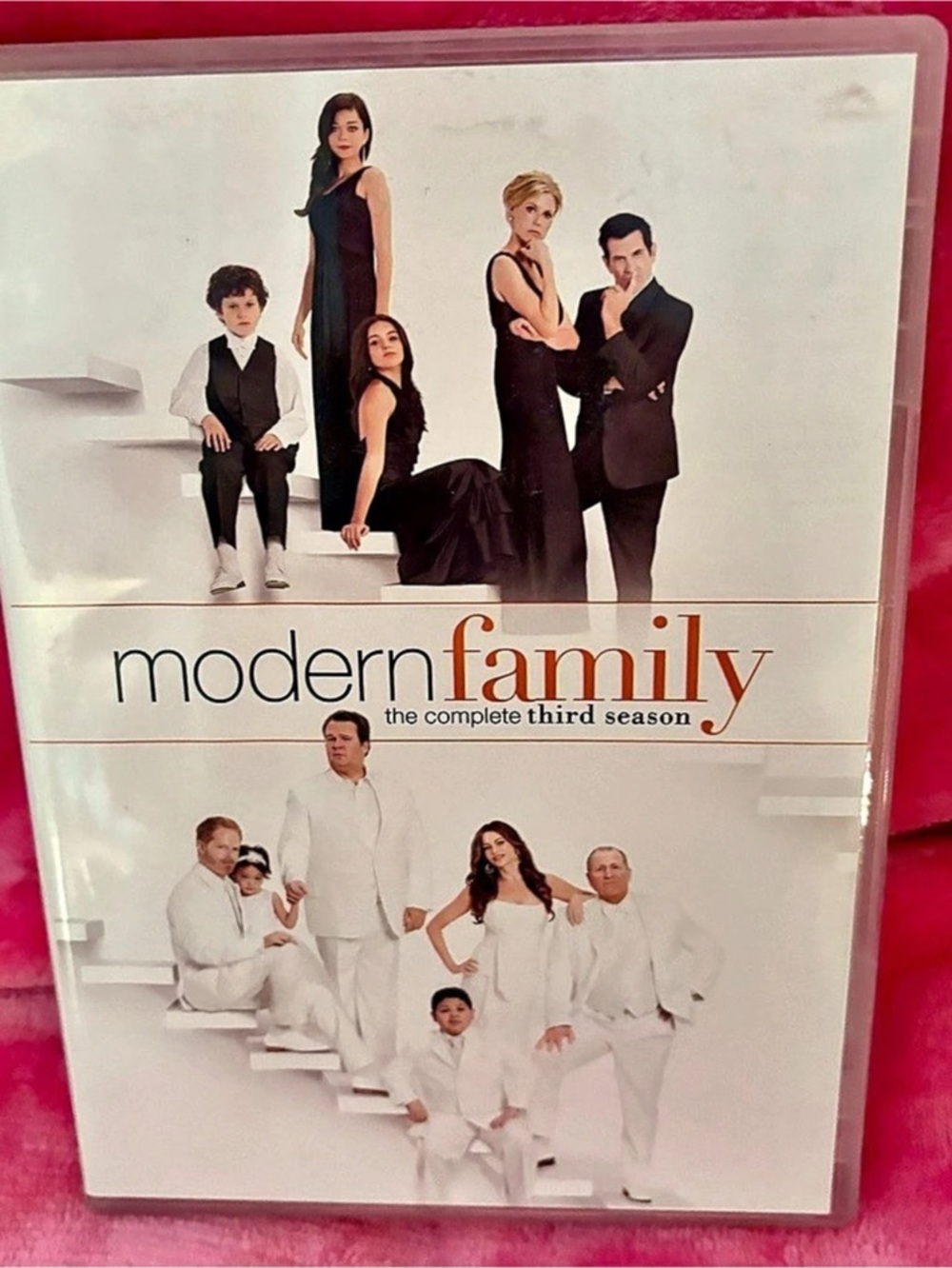 20th Century Fox Modern Family: The Complete Third Season 3-Disc DVD Set